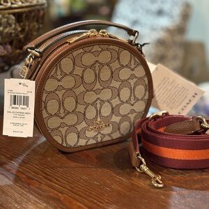 Coach Canteen Crossbody Bag In Signature Jacquard CO986